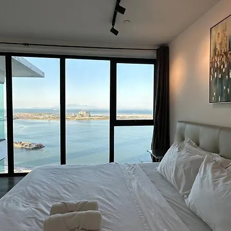 Seaview Premium Duplex In Gurney With Wifi & Full Kitchen 12B Apartment George Town Exterior photo