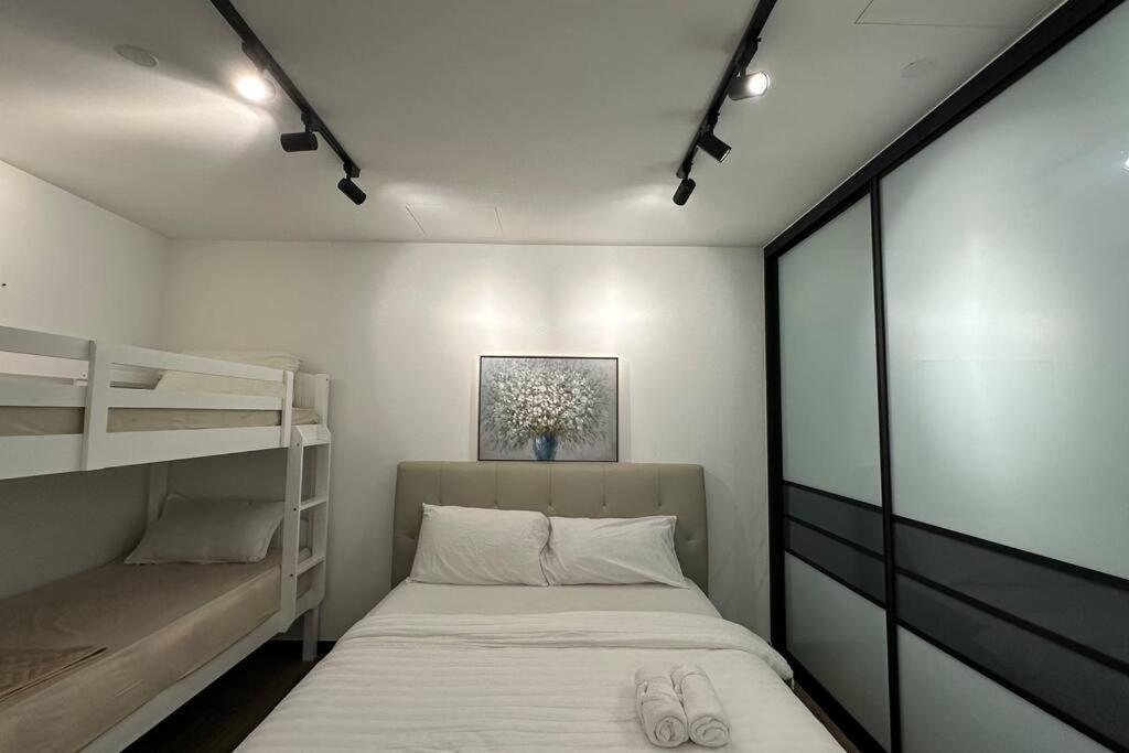 Seaview Premium Duplex In Gurney With Wifi & Full Kitchen 12b *