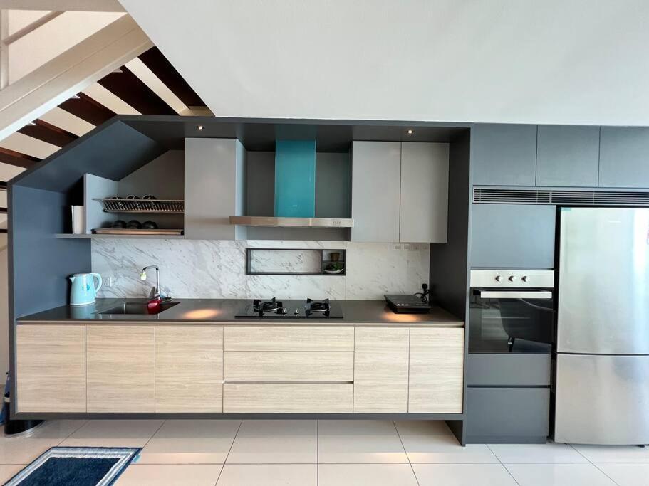 Apartment Seaview Premium Duplex In Gurney With Wifi & Full Kitchen 12b *